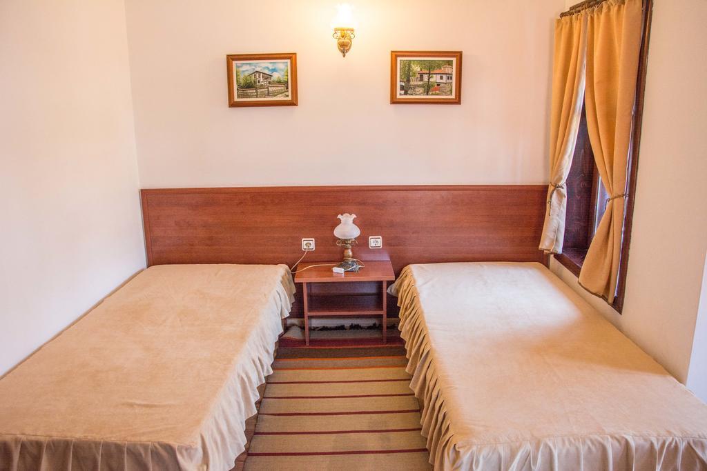 Alexandrov'S Houses Hotel Zlatograd Exterior photo